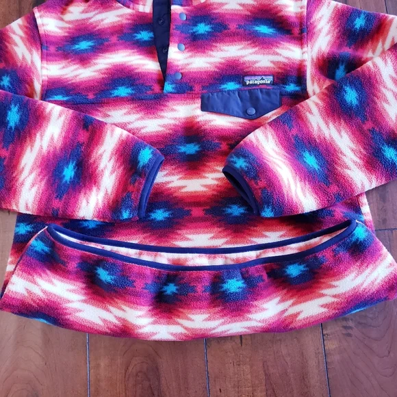 Patagonia Women’s Wild Desert Synchilla Snap T Fleece Pullover Red Aztec Print M - Picture 11 of 16